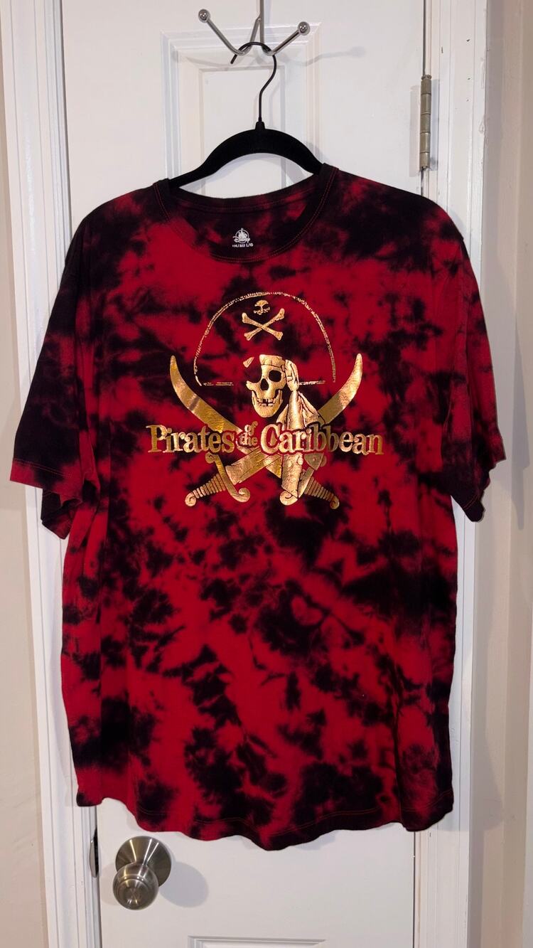 Disney Parks Pirates of the Caribbean Tie-Dye Skull Tee Shirt Adult Large